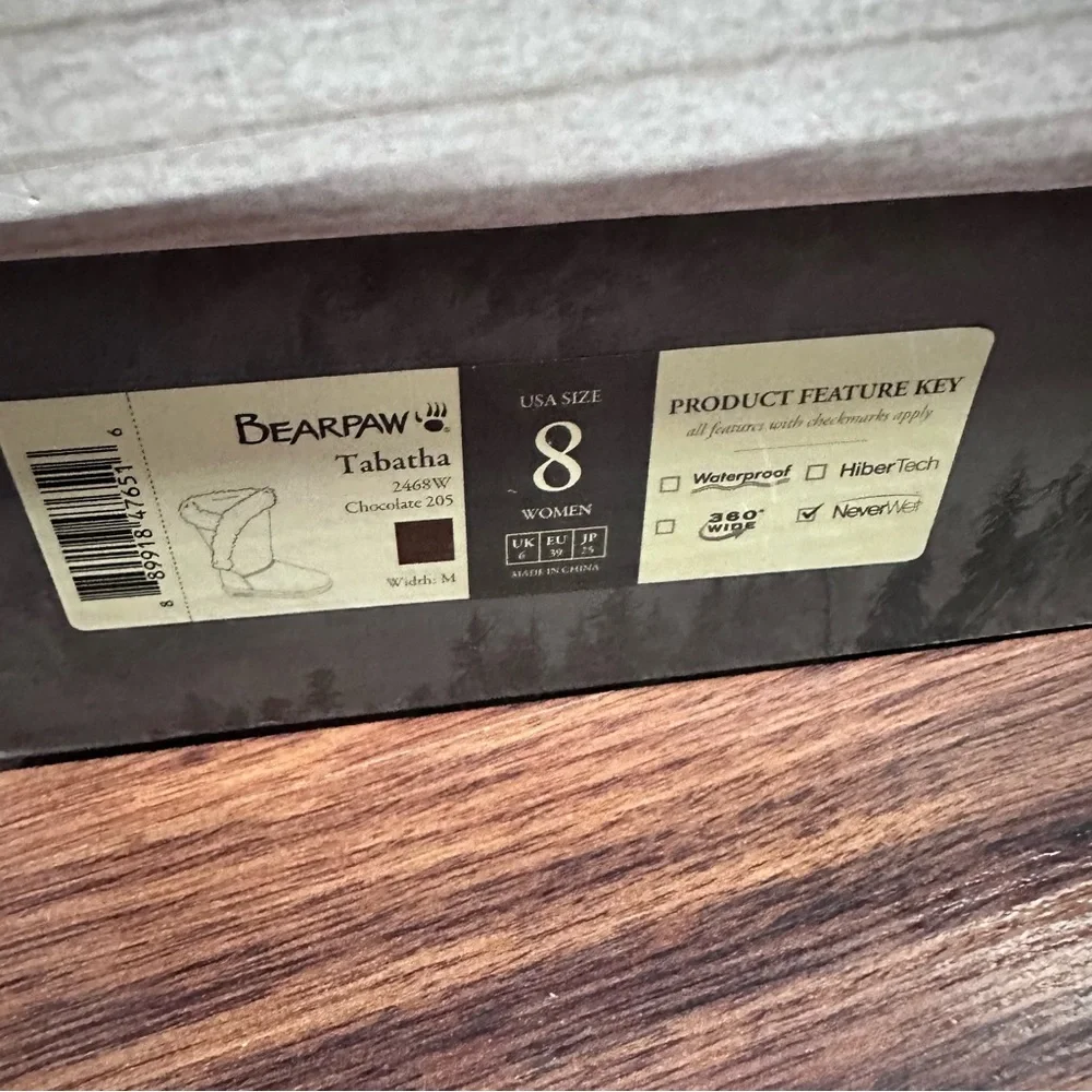 NIB BearPaw Tabatha Chocolate Brown Winter Sheep Fur Boots